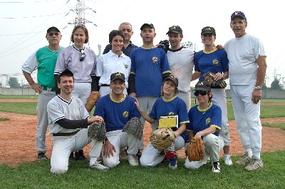 Foto di gruppo dopo la dimostrazione a Bovisio Masciago