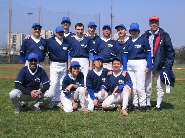 La squadra dei lampi al debutto!