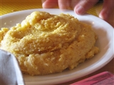 Un bel piatto di polenta.