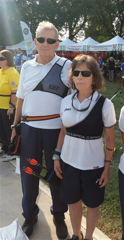 Silvano Pasquini e Loredana Ruisi durante l'inno di apertura