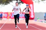 Arjola Dedaj Con Guida Andrea Rigobello All'arrivo Dei 100m.