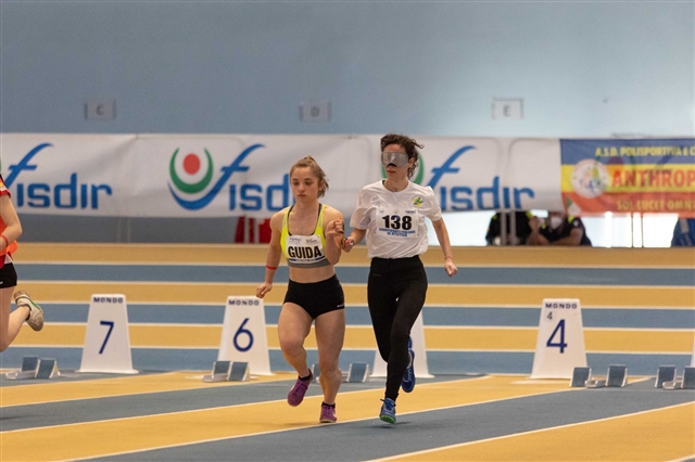Malia E Francesca In Corsa