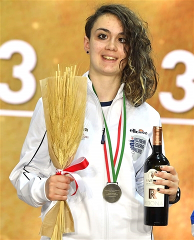 Francesca Augliese con medaglia